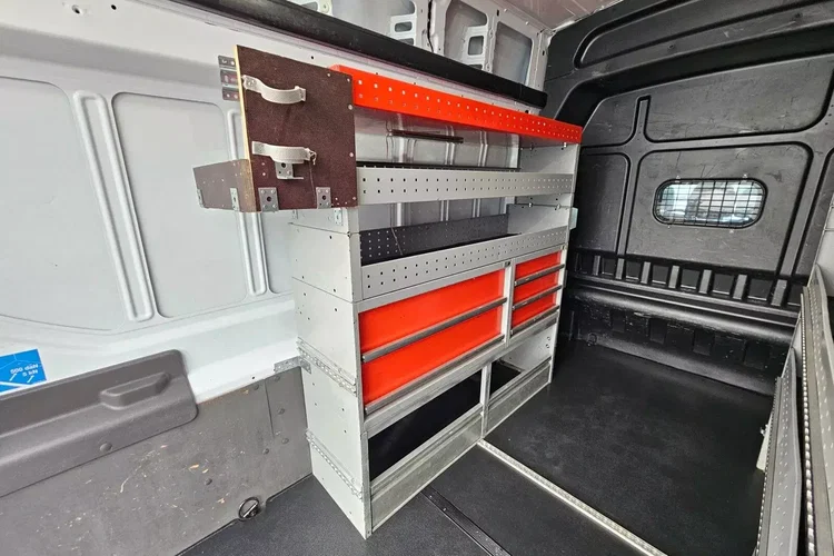 Ford transit L4H3 79900zł NETTO Zabudowa warsztatowa Brygadówka 6 osób 2.0TdCi/170KM zdjęcie 16