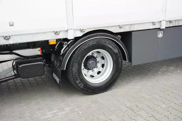 Renault D 280 / ACC / E 6 / BURTOWY + WINDA / ŁAD. 9953 KG / PEŁNY ADR zdjęcie 32