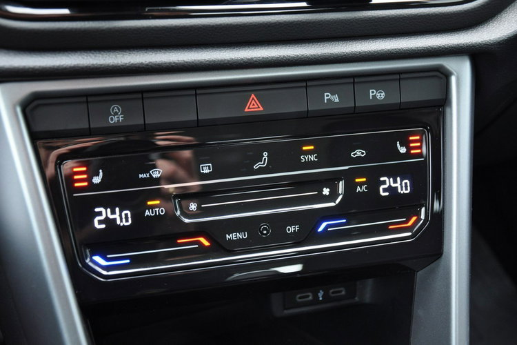 Volkswagen T-Roc 1.5TSI 150KM Manual-6G Kamera App-Connect LED Gwarancja Dealer FV23% zdjęcie 23