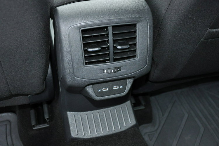 Volkswagen T-Roc 1.5TSI 150KM Manual-6G Kamera App-Connect LED Gwarancja Dealer FV23% zdjęcie 25