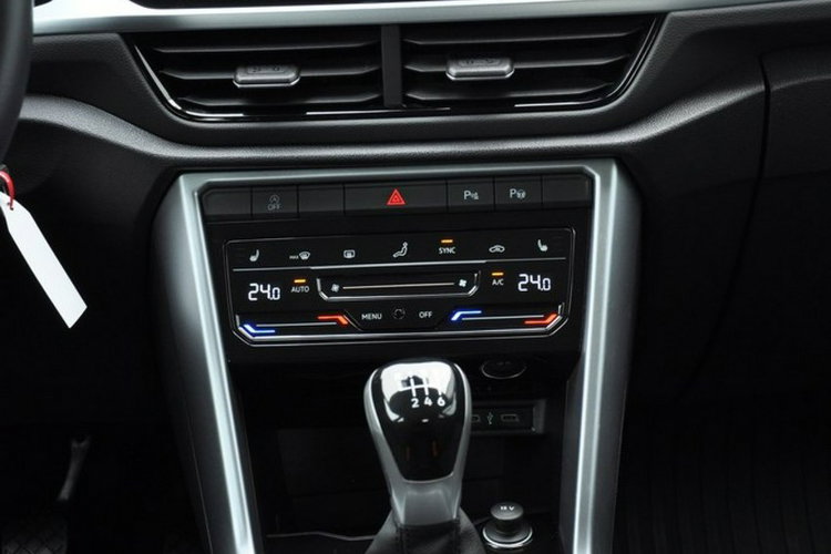 Volkswagen T-Roc 1.5TSI 150KM Manual-6G Kamera App-Connect LED Gwarancja Dealer FV23% zdjęcie 27