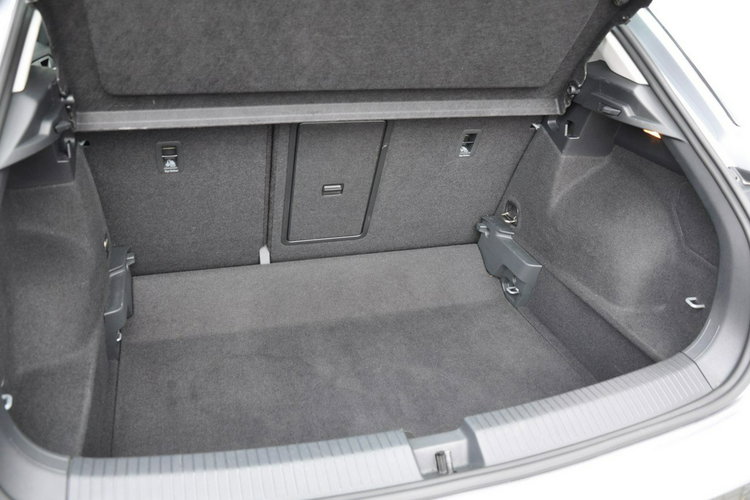 Volkswagen T-Roc 1.5TSI 150KM Manual-6G Kamera App-Connect LED Gwarancja Dealer FV23% zdjęcie 28