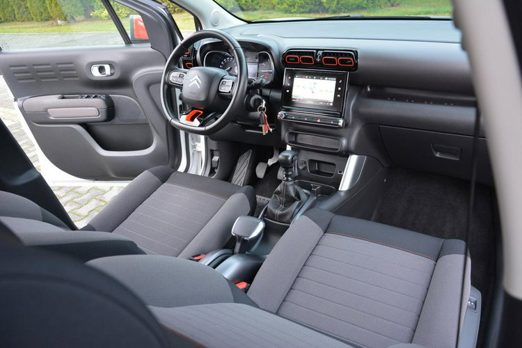 C3 Aircross 54tys przebieg Shine Red Pack Navi Kamera Ledy Relingi ASO Citroen zdjęcie 20