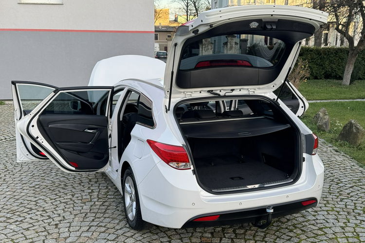 Hyundai i40 1.6 Benzyna 135KM z Niemiec, XENON, Ledy, PDC, 2 kpl. KÓŁ Lato/Zima zdjęcie 10