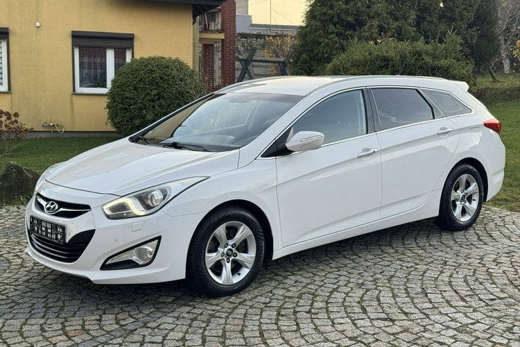 Hyundai i40 1.6 Benzyna 135KM z Niemiec, XENON, Ledy, PDC, 2 kpl. KÓŁ Lato/Zima zdjęcie 2