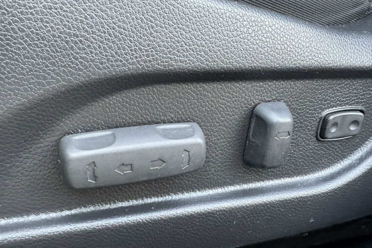 Hyundai i40 1.6 Benzyna 135KM z Niemiec, XENON, Ledy, PDC, 2 kpl. KÓŁ Lato/Zima zdjęcie 20