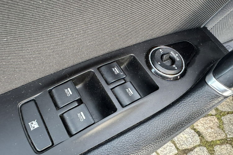 Hyundai i40 1.6 Benzyna 135KM z Niemiec, XENON, Ledy, PDC, 2 kpl. KÓŁ Lato/Zima zdjęcie 21