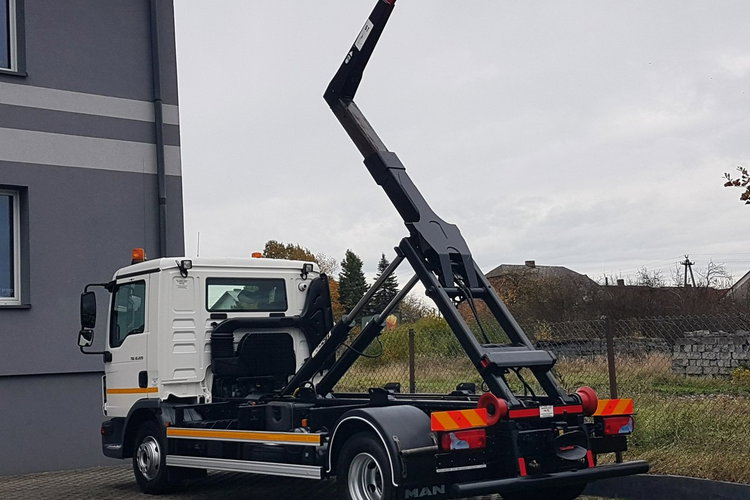 MAN TGL 12.220 WYWROT KIPER HAKOWIEC TGL WYWROT KIPER HAKOWIEC 12.220 KLIMA 4x2 DO KONTENERÓW zdjęcie 20