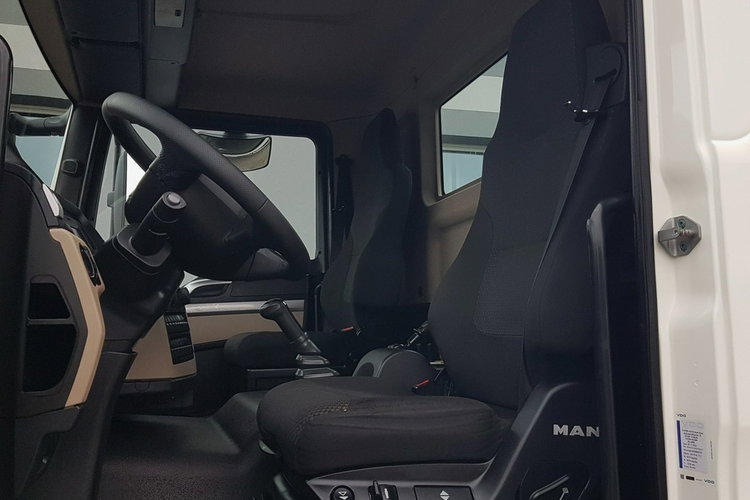 MAN TGL 12.220 WYWROT KIPER HAKOWIEC TGL WYWROT KIPER HAKOWIEC 12.220 KLIMA 4x2 DO KONTENERÓW zdjęcie 26