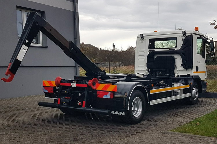 MAN TGL 12.220 WYWROT KIPER HAKOWIEC TGL WYWROT KIPER HAKOWIEC 12.220 KLIMA 4x2 DO KONTENERÓW zdjęcie 25