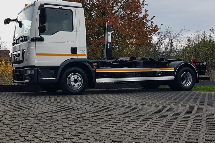 MAN TGL 12.220 WYWROT KIPER HAKOWIEC TGL WYWROT KIPER HAKOWIEC 12.220 KLIMA 4x2 DO KONTENERÓW zdjęcie 54