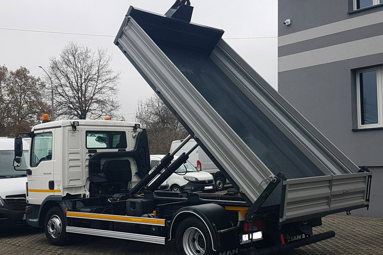 MAN TGL 12.220 WYWROT KIPER HAKOWIEC TGL WYWROT KIPER HAKOWIEC 12.220 KLIMA 4x2 DO KONTENERÓW zdjęcie 6