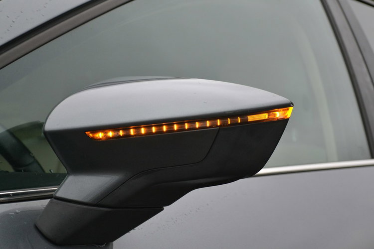 Seat Leon full LED Skórzana Tapicerka Alufelgi Podgrz. Fotele Nawigacja.Zarej zdjęcie 18