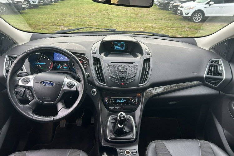 Ford Kuga 4x4 zdjęcie 10