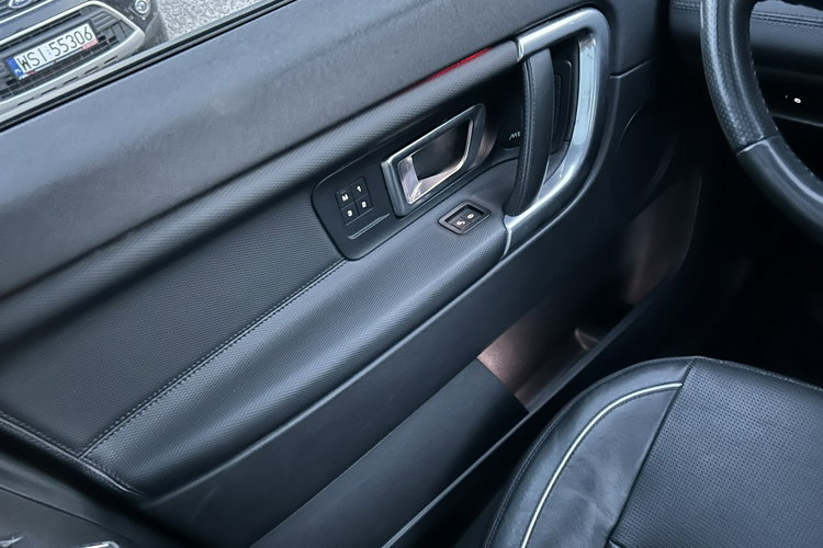 Land Rover Discovery Sport Super stan, zarejestrowany w Polsce zdjęcie 19