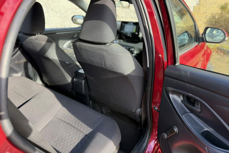 Toyota Yaris 1.5 Hybrid zdjęcie 10