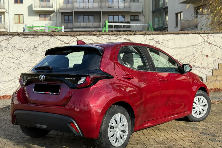 Toyota Yaris 1.5 Hybrid zdjęcie 14