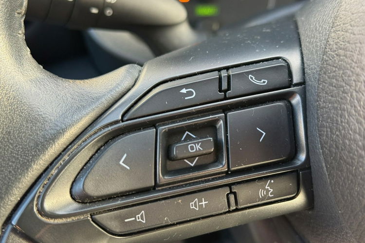 Toyota Yaris 1.5 Hybrid zdjęcie 22