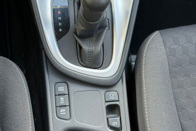 Toyota Yaris 1.5 Hybrid zdjęcie 29