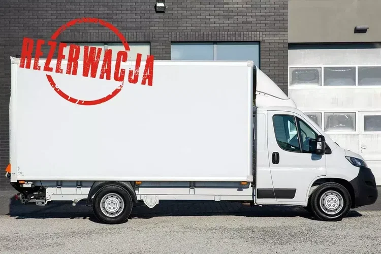 Peugeot Boxer 165KM 8ep KONTENER + WINDA dHollandia 750kg zdjęcie 2