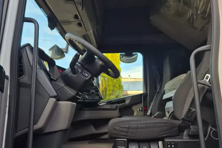 Scania R450 zdjęcie 22