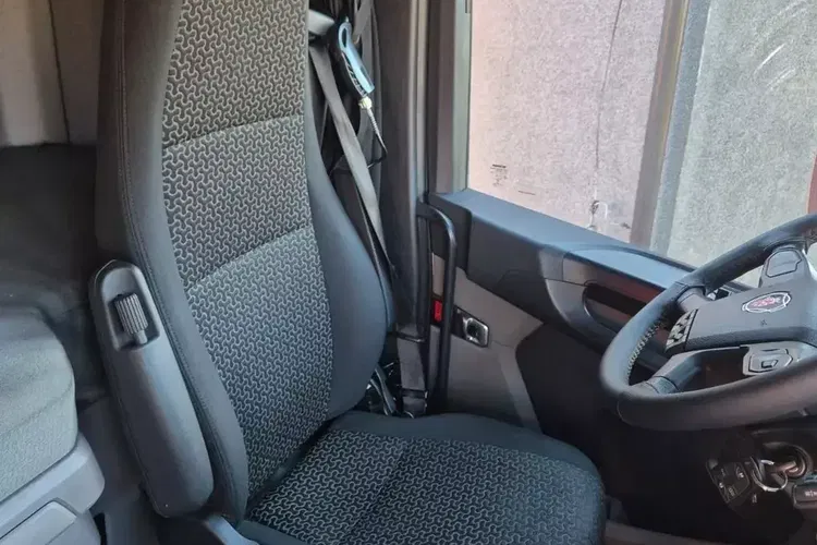 Scania R450 zdjęcie 30