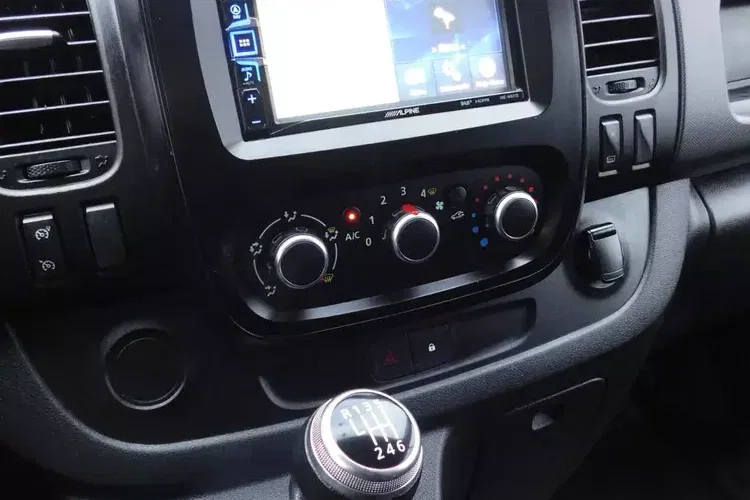 Renault TRAFIC zdjęcie 8