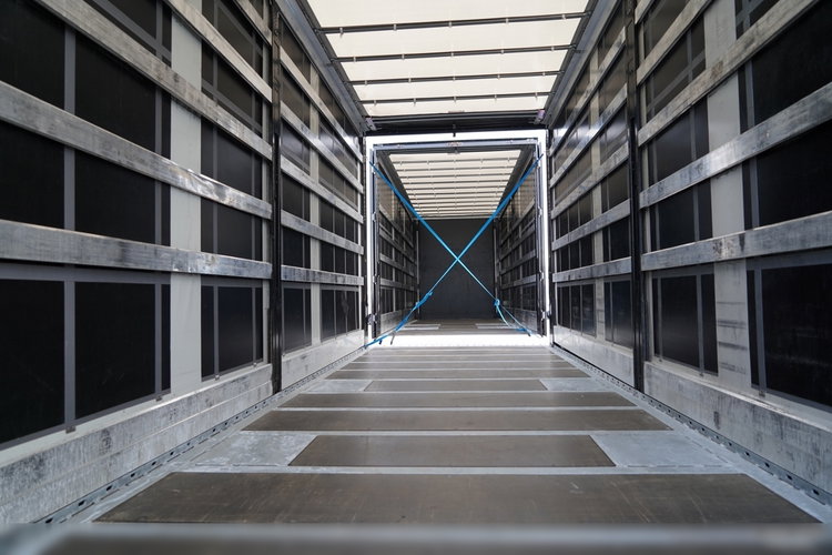 Volvo FH 500 / I-SAVE / XL / ZESTAW TANDEM PRZEJAZDOWY 120 M3 / 2023 / KLIMA POSTOJOWA / ZAWIESIE DOKI DO WÓZKA / PO ZŁOTYM KONTRAKCIE SERWISOWYM zdjęcie 25