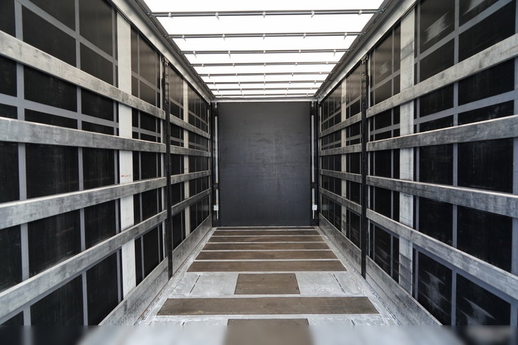 Volvo FH 500 / I-SAVE / XL / ZESTAW TANDEM PRZEJAZDOWY 120 M3 / 2023 / KLIMA POSTOJOWA / ZAWIESIE DOKI DO WÓZKA / PO ZŁOTYM KONTRAKCIE SERWISOWYM zdjęcie 32