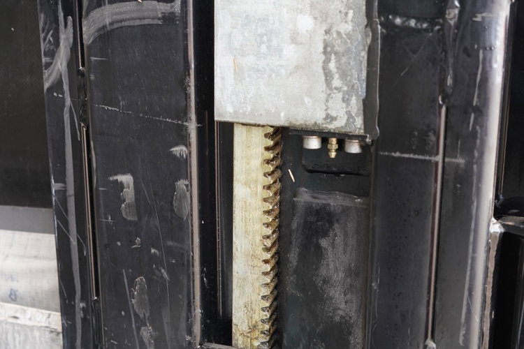 Volvo FH 500 / I-SAVE / XL / ZESTAW TANDEM PRZEJAZDOWY 120 M3 / 2023 / KLIMA POSTOJOWA / ZAWIESIE DOKI DO WÓZKA / PO ZŁOTYM KONTRAKCIE SERWISOWYM zdjęcie 38