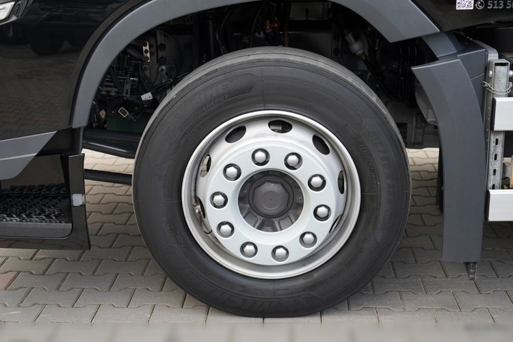 Volvo FH 500 / I-SAVE / XL / ZESTAW TANDEM PRZEJAZDOWY 120 M3 / 2023 / KLIMA POSTOJOWA / ZAWIESIE DOKI DO WÓZKA / PO ZŁOTYM KONTRAKCIE SERWISOWYM zdjęcie 41