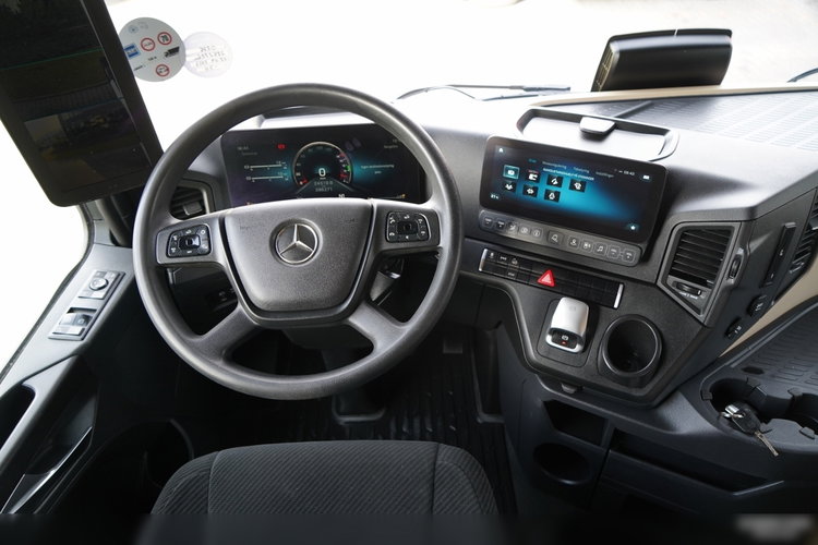 Mercedes -Benz ACTROS  L 1851 / GIGA SPACE / RETARDER zdjęcie 28