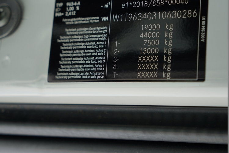 Mercedes -Benz ACTROS  L 1851 / GIGA SPACE / RETARDER zdjęcie 36