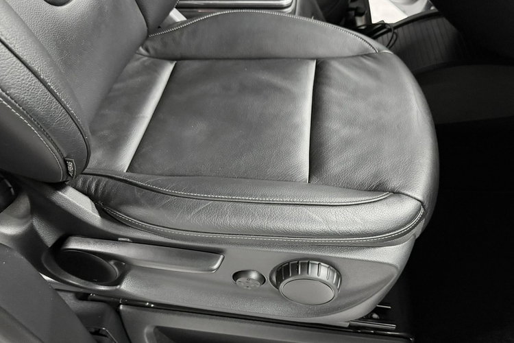 Mercedes V 250 V250d 2.2 CDi 190KM LONG Avantgarde Edition Burmester Navi Skóry LiLS zdjęcie 16