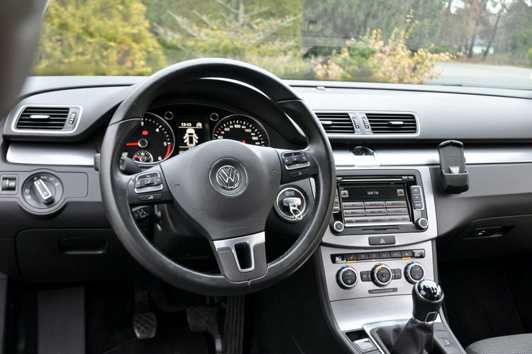 Volkswagen Passat 2.0TDI(140KM) Bi-Xenon Led Klimatronik El.Fotel Welur Reling Alu16"ASO zdjęcie 30