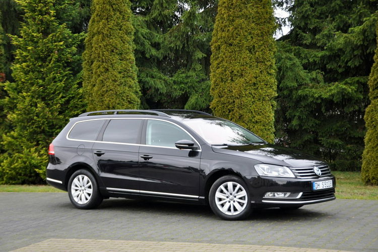 Volkswagen Passat 2.0TDI(140KM) Bi-Xenon Led Klimatronik El.Fotel Welur Reling Alu16"ASO zdjęcie 4