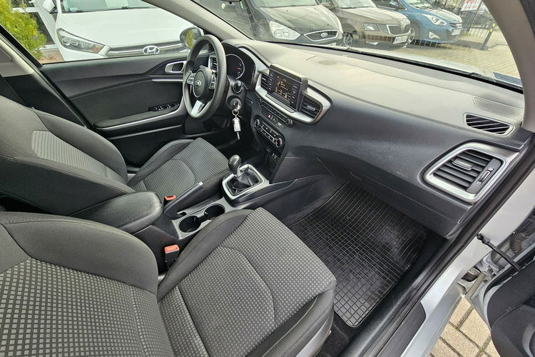 Kia Cee'd Polski salon, led, serwis, bezwypadkowy zdjęcie 17