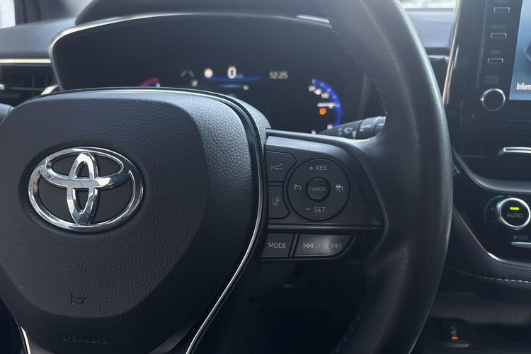 Toyota Corolla 1.8 Hybrid COMFORT TECH, salon Polska, gwarancja, FV23% zdjęcie 20