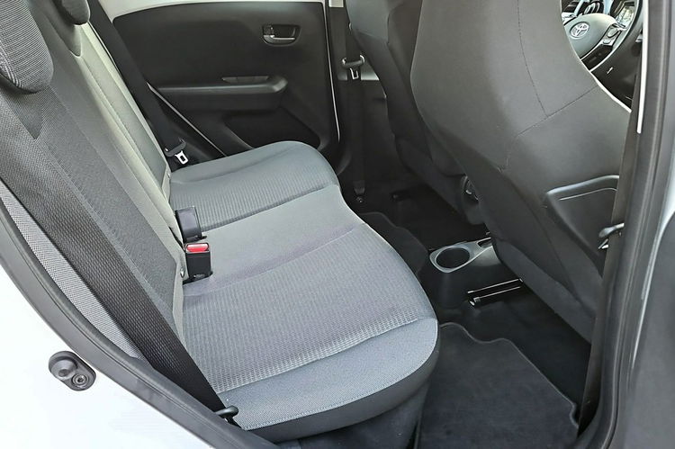 Toyota Aygo 1.0 VVTi 72KM X-PLAY TECH, salon Polska, gwarancja, FV23% zdjęcie 14