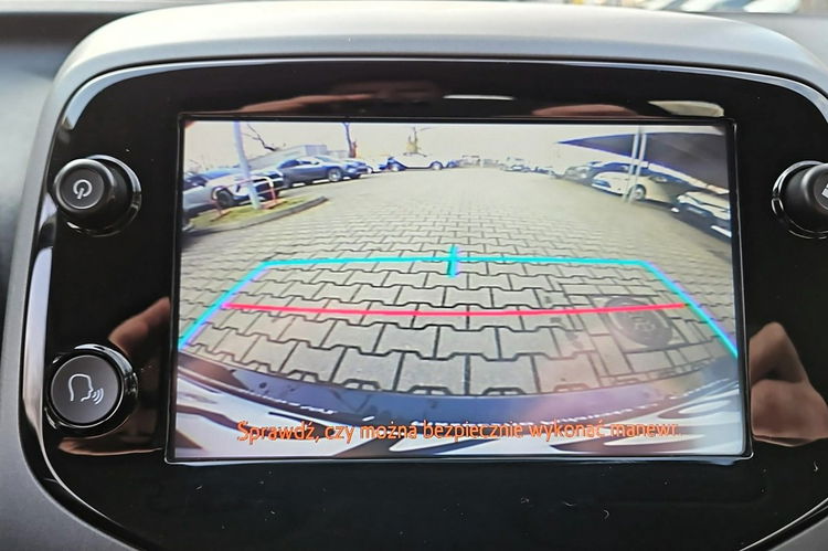 Toyota Aygo 1.0 VVTi 72KM X-PLAY TECH, salon Polska, gwarancja, FV23% zdjęcie 23