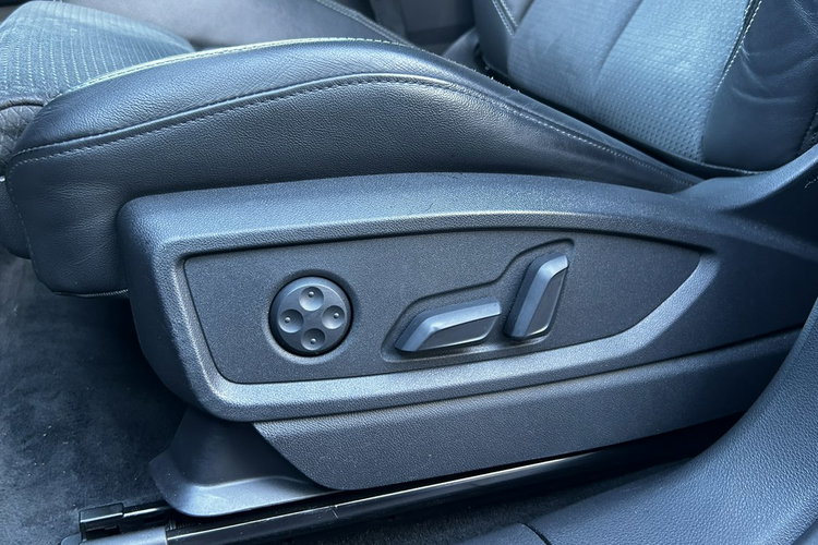 Audi SQ5 3.0 TDI 341KM Matrixy Radar Panorama Virtual El klapa Bezwypad FV23% zdjęcie 21