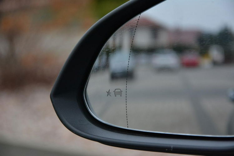 Opel Insignia 1.4T(140KM) Bi-xenon Virtual Navi Parktr. Park Assist Kamera BLIS Alu zdjęcie 16