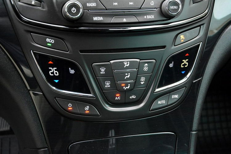 Opel Insignia 1.4T(140KM) Bi-xenon Virtual Navi Parktr. Park Assist Kamera BLIS Alu zdjęcie 32