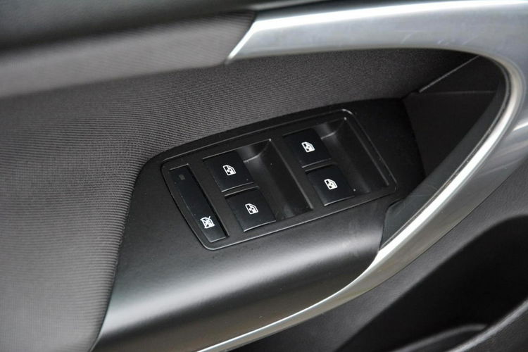 Opel Insignia 1.4T(140KM) Bi-xenon Virtual Navi Parktr. Park Assist Kamera BLIS Alu zdjęcie 34