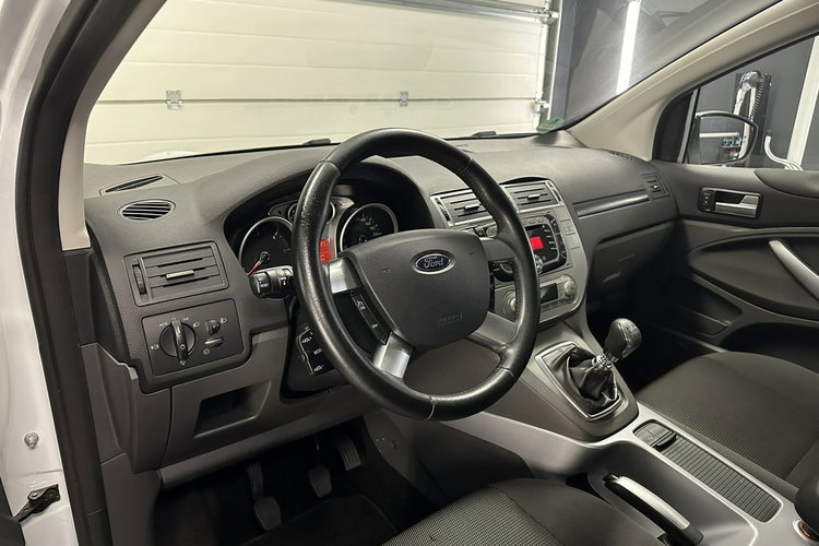 Kuga Ford Kuga 2.0 TDCI 140KM KeyLess Zadbany Rej PL Gwarancja zdjęcie 5
