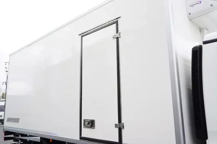 MAN TGL 12.190 / Zabudowa chłodnia 14 EPAL / Carrier Xarios 500 / 3 szt. zdjęcie 11