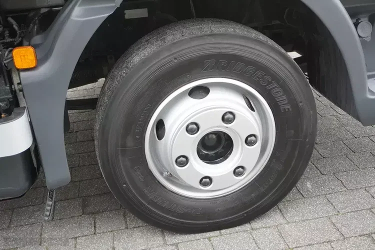 MAN TGL 12.190 / Zabudowa chłodnia 14 EPAL / Carrier Xarios 500 / 3 szt. zdjęcie 14