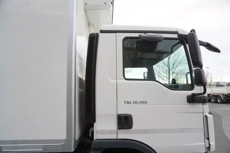 MAN TGL 12.190 / Zabudowa chłodnia 14 EPAL / Carrier Xarios 500 / 3 szt. zdjęcie 16