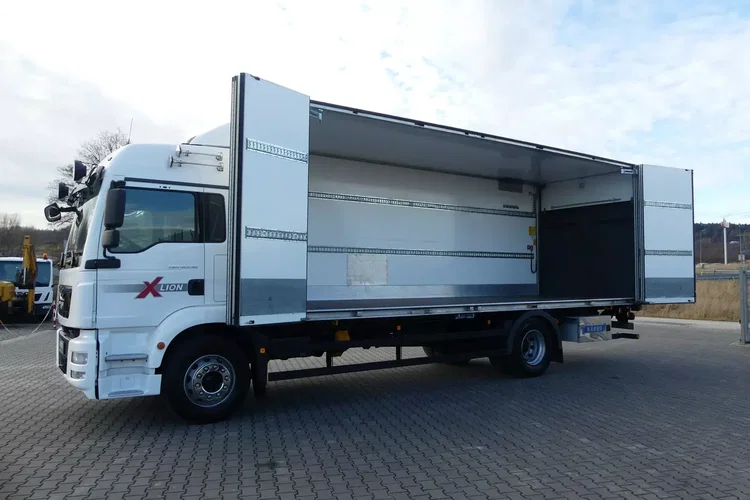 MAN TGM 18.290 / EURO 6 / KONTENER + WINDA / OTWIERANY BOK / zdjęcie 2