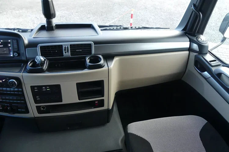 MAN TGM 18.290 / EURO 6 / KONTENER + WINDA / OTWIERANY BOK / zdjęcie 35